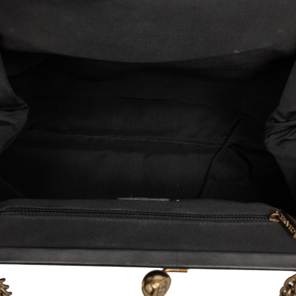 Pre-Loved Chanel Glazed Calfskin Kiss Lock Frame Shoulder Bag - Picture 4 of 8